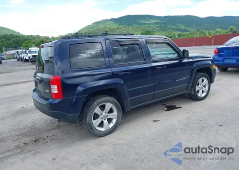 2015 Jeep Patriot Latitude z USA, uszkodzony, nr VIN 1C4NJRFB9FD258695